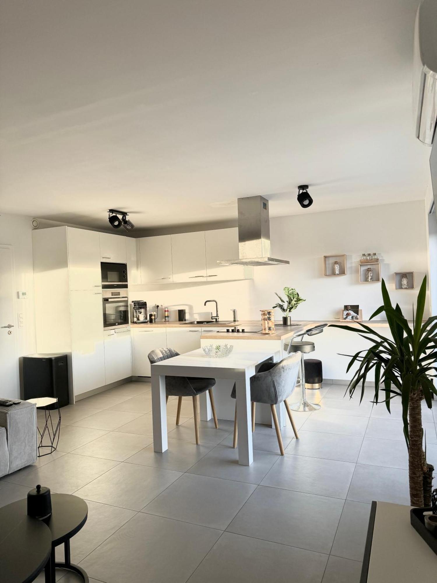 Apartamento Liege Luxe & Jacuzzi Sous Les Etoiles Saint-Nicolas  Exterior foto